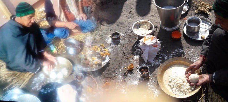 The ugly truth behind a ‘heartwarming’ story of Muslims performing a Kashmiri Pandit’s last rites