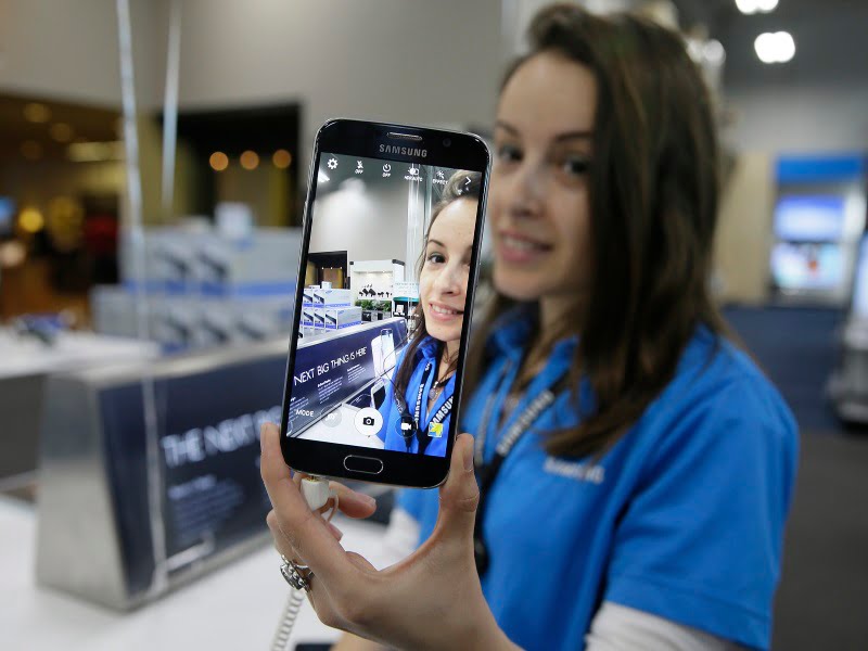 Q1 2016 Sees Samsung Lead in phone Shipments, Apple in sales: Counterpoint