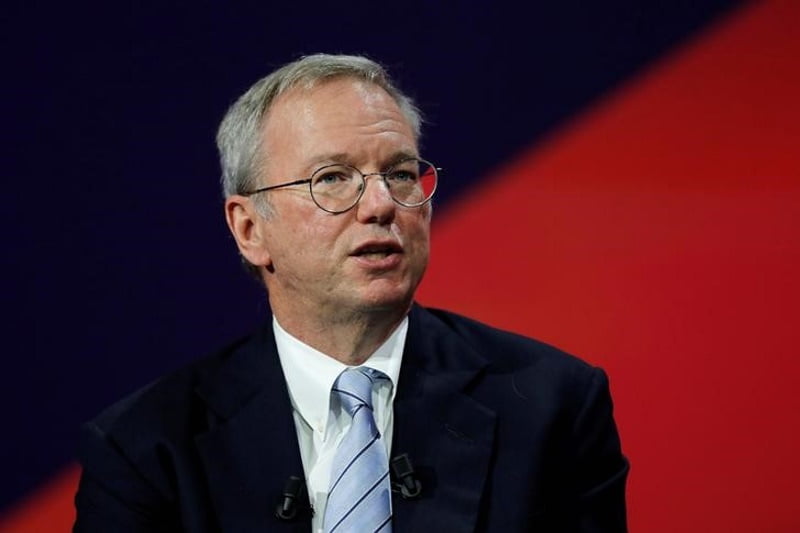 Google’s Schmidt Says Brexit Vote Unlikely to Shift Investment