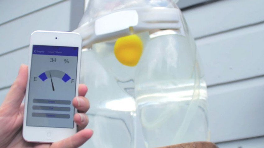 Brightly Wearable Tech Tells You When You Need a Bathroom Brightly Wearable Tech Tells You When You Need a Bathroom