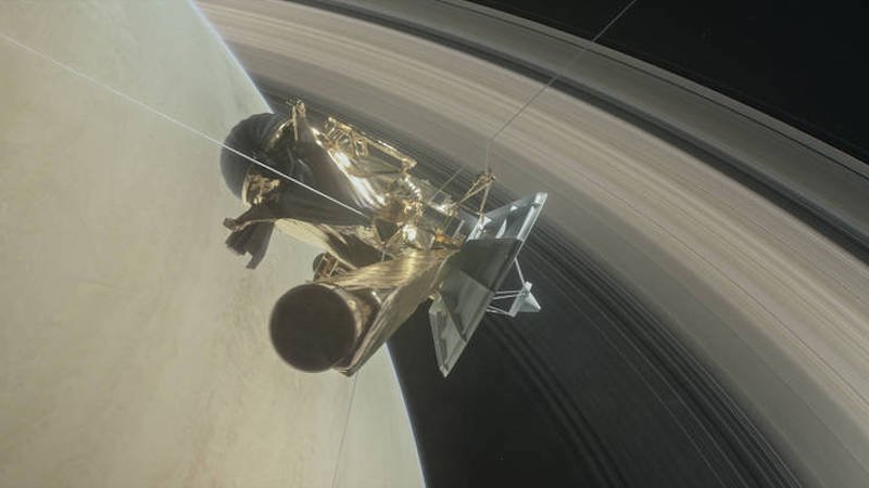 Cassini’s First Dive Between Saturn and Its Rings Successful, Says NASA Cassini’s First Dive Between Saturn and Its Rings Successful, Says NASA